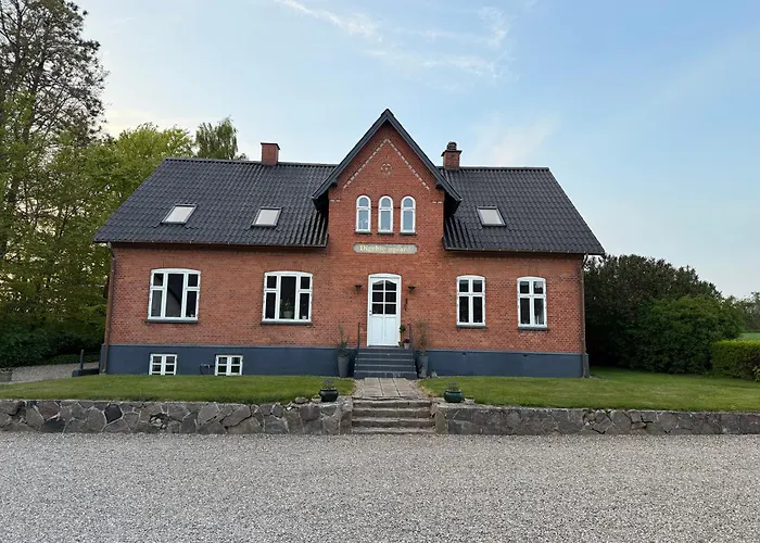 Digebjerggaard Bed & Breakfast